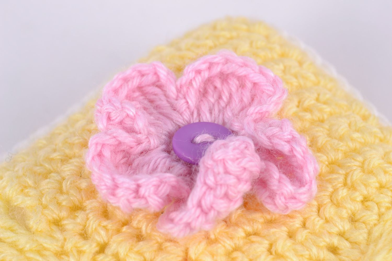 Heart-shaped soft crochet toy photo 3