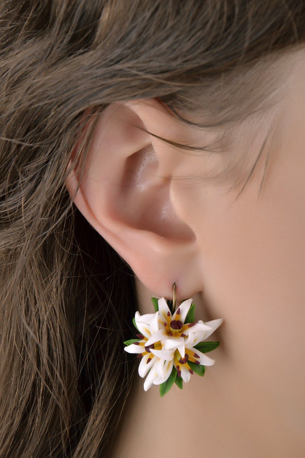 Kleine Blumen-Ohrringe aus Polymerton foto 4