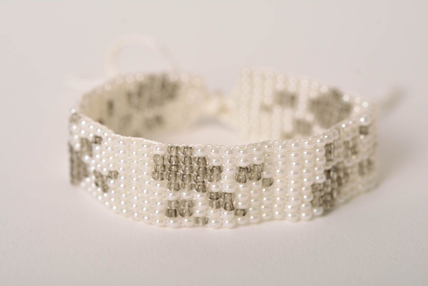 Bracelet perles rocaille Bijou fait main fils de coton Accessoire pour femme photo 1