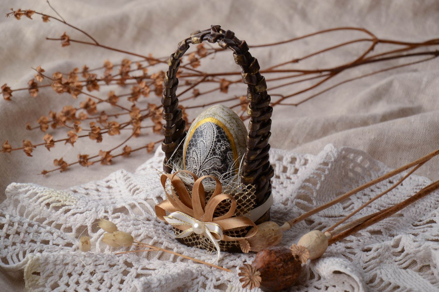 Handmade Korb mit Osterei foto 1