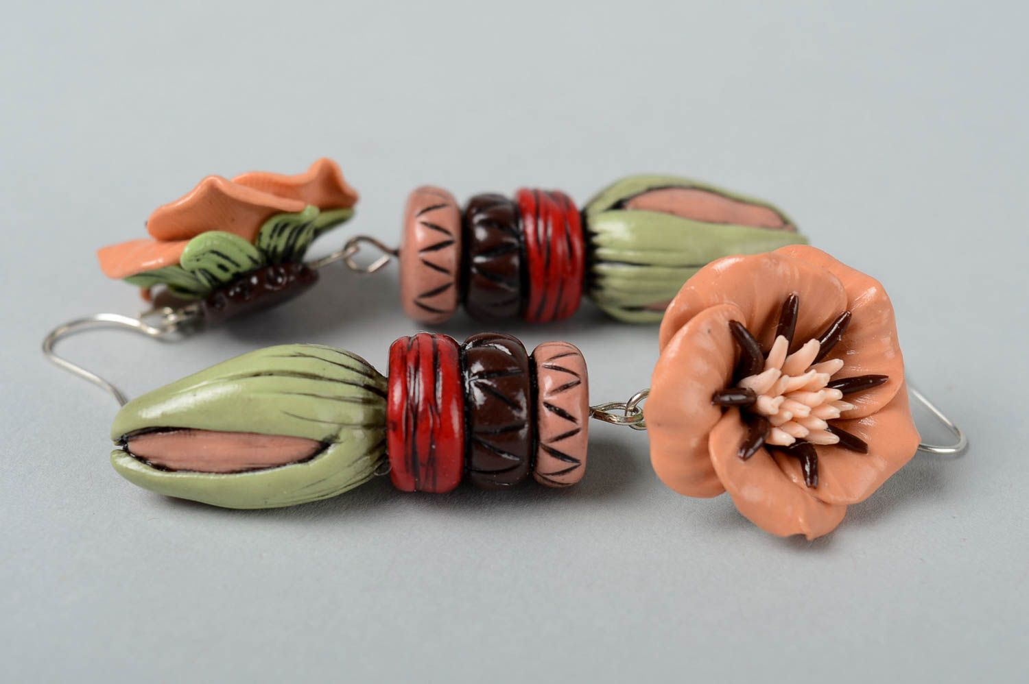 Boucles d'oreilles Bijoux faits main pendantes pâte polymère fleurs Cadeau femme photo 2