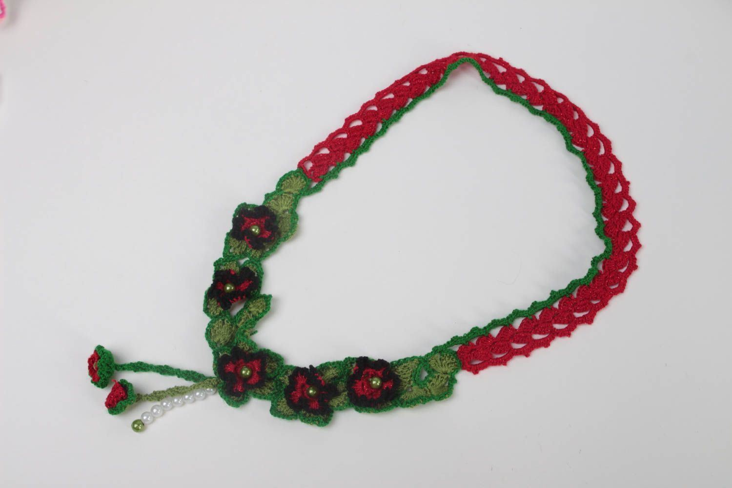 Collier textile Bijou fait main tricoté au crochet avec fleurs Accessoire femme photo 3