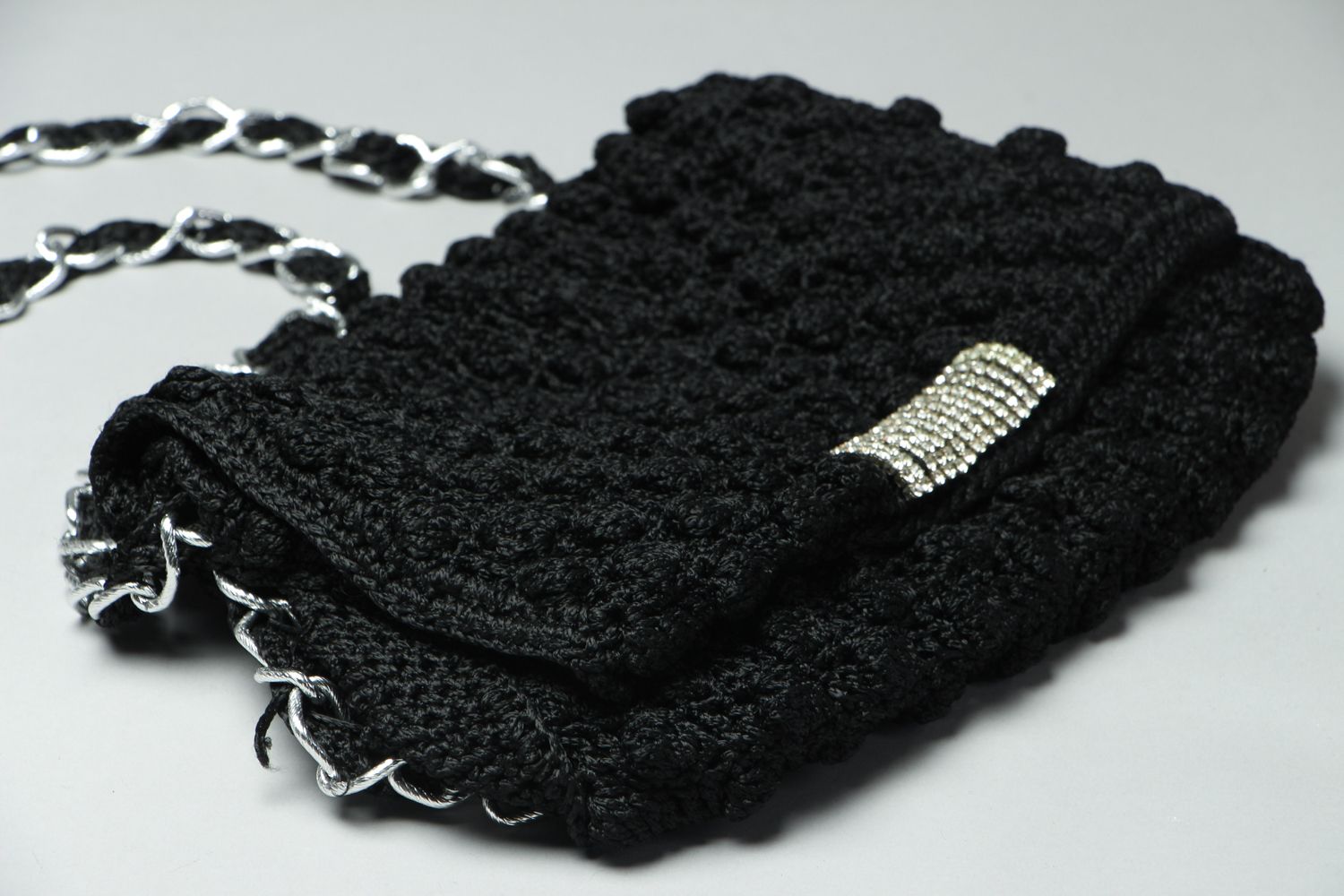 Black crochet women's shoulder bag photo 2