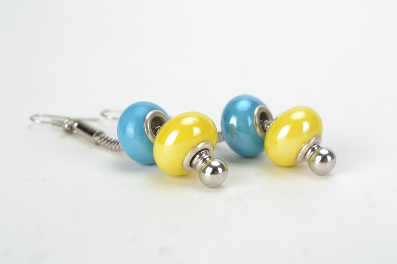Bright earrings with beads photo 5