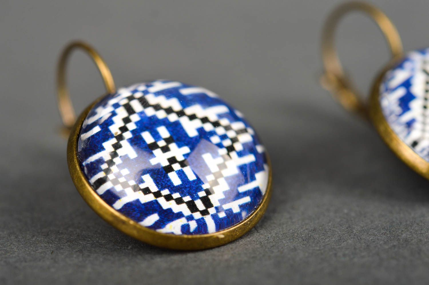 Cabochon earrings handmade stylish earrings with print round-shaped earrings photo 4