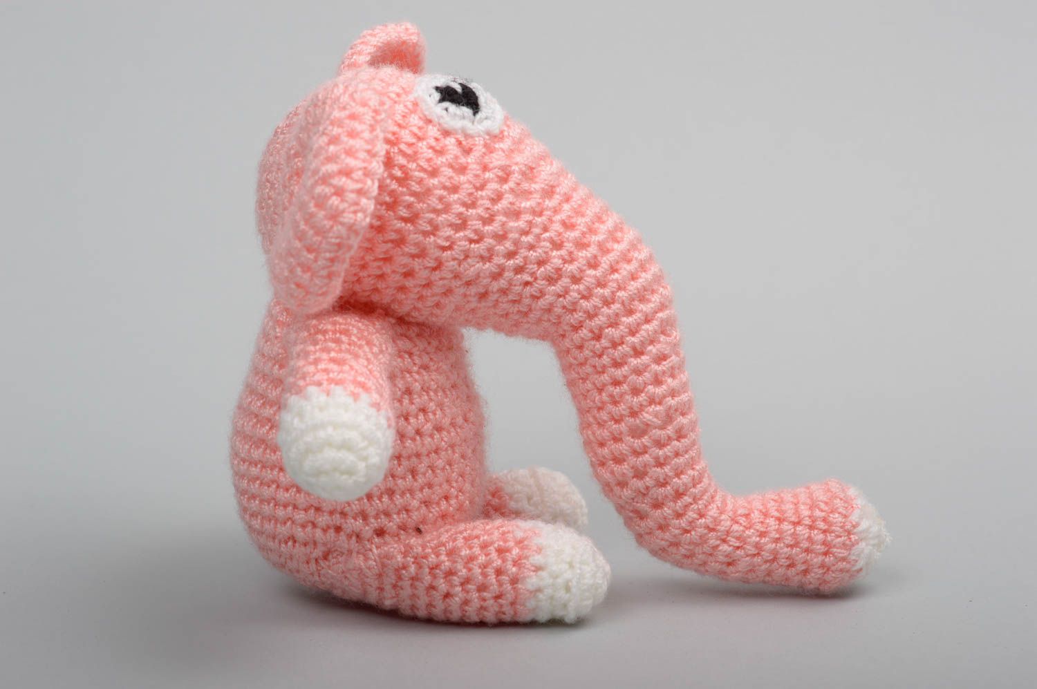 Jouet éléphant rose Peluche faite main tricotée au crochet Cadeau enfant photo 2