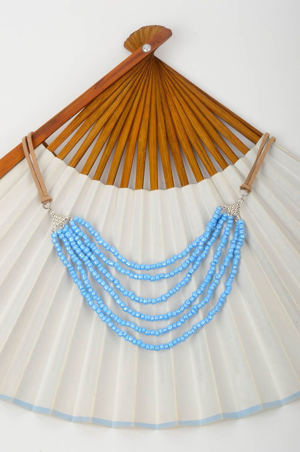 Collier perles rocailles fait main Collier bleu Accessoire femme Bijou fantaisie photo 1