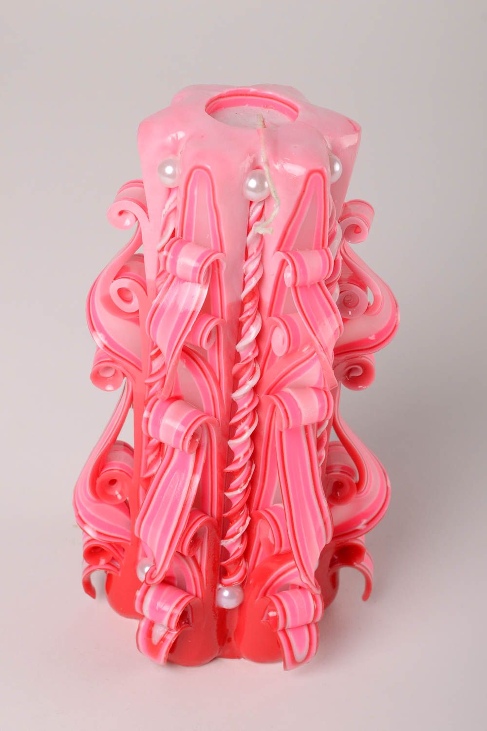 Высокая свеча ручной работы парафиновая свеча розовая цветная свеча авторская фото 1