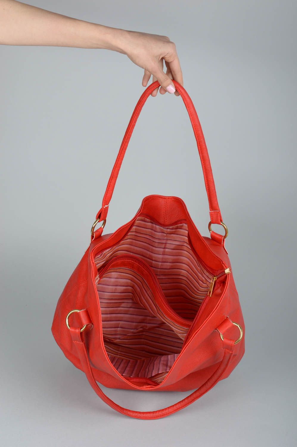 Сумка ручной работы сумка на плечо сумка из кожзама красная дизайнерская фото 3