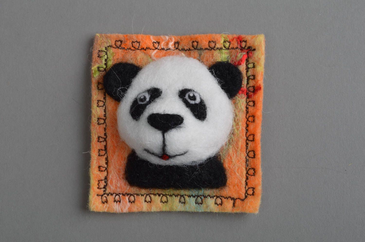 Aimant de réfrigérateur panda fait main en laine petit accessoire original photo 3