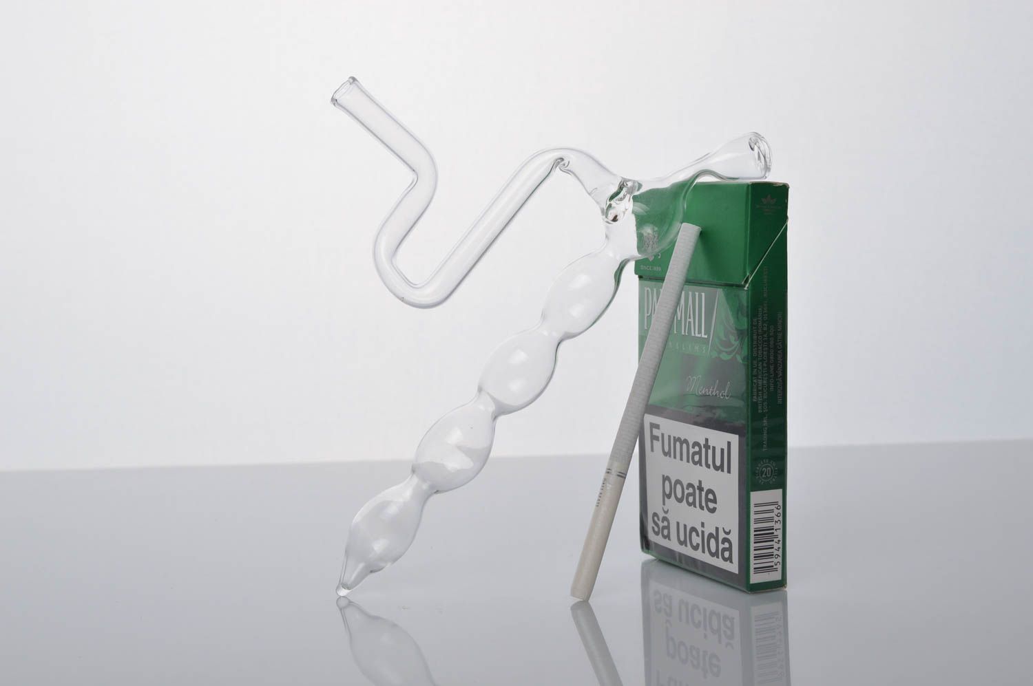 Pipa de vidrio hecha a mano utensilio para fumar regalo original para fumadores foto 1