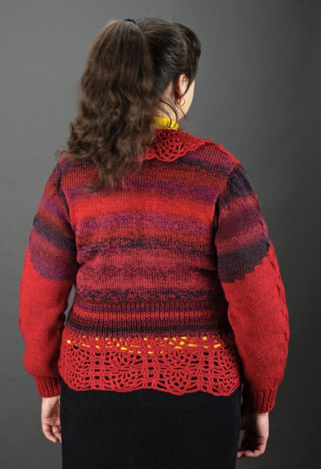 Camicetta a maglia con bottoni fatta a mano Camicetta per donna Camicetta rossa foto 3