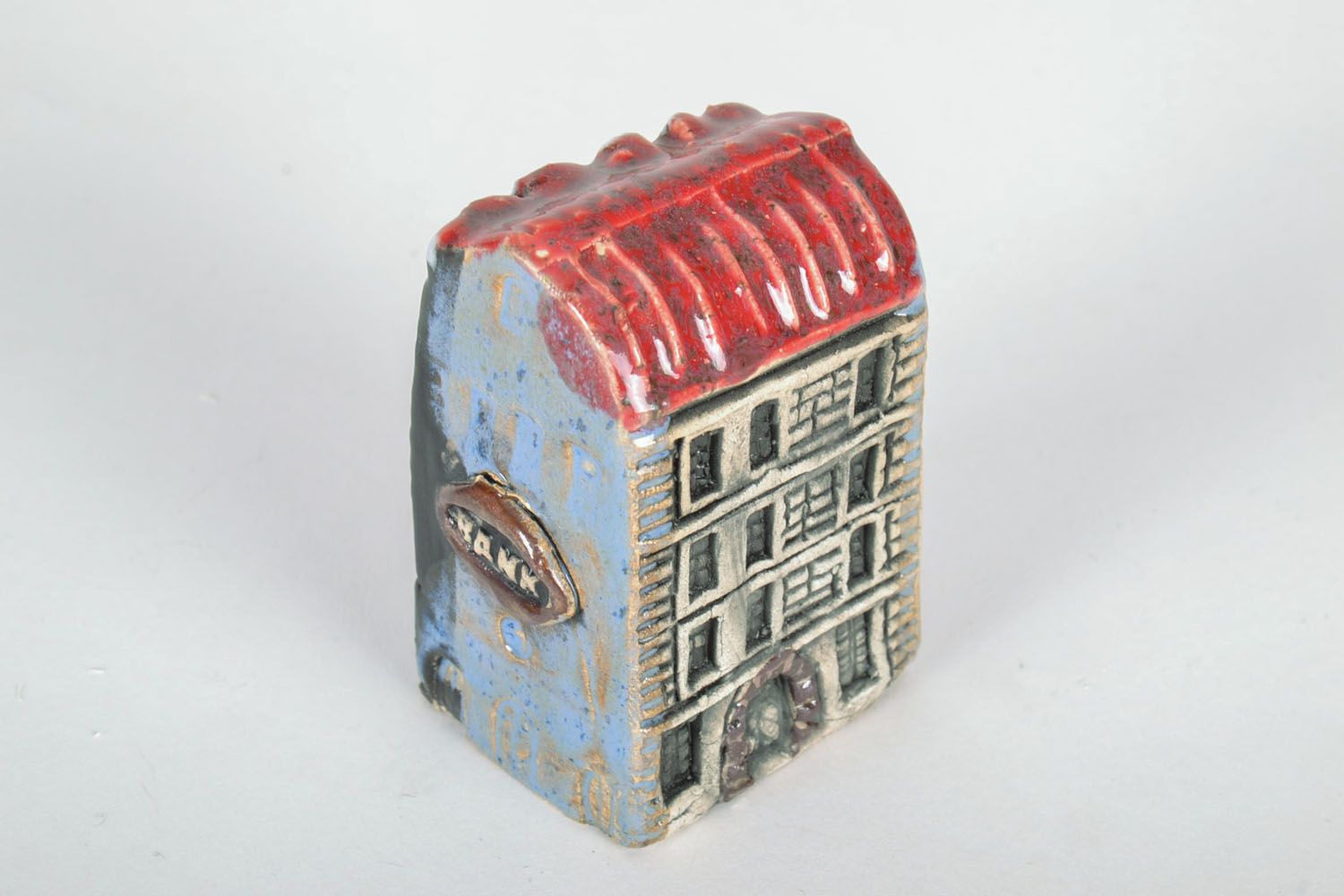 Clay statuette The House with Red Roof photo 3