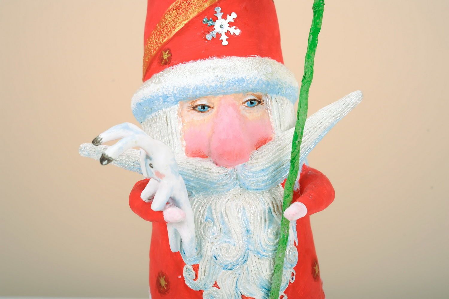 Petite figurine faite main Père Noël photo 4