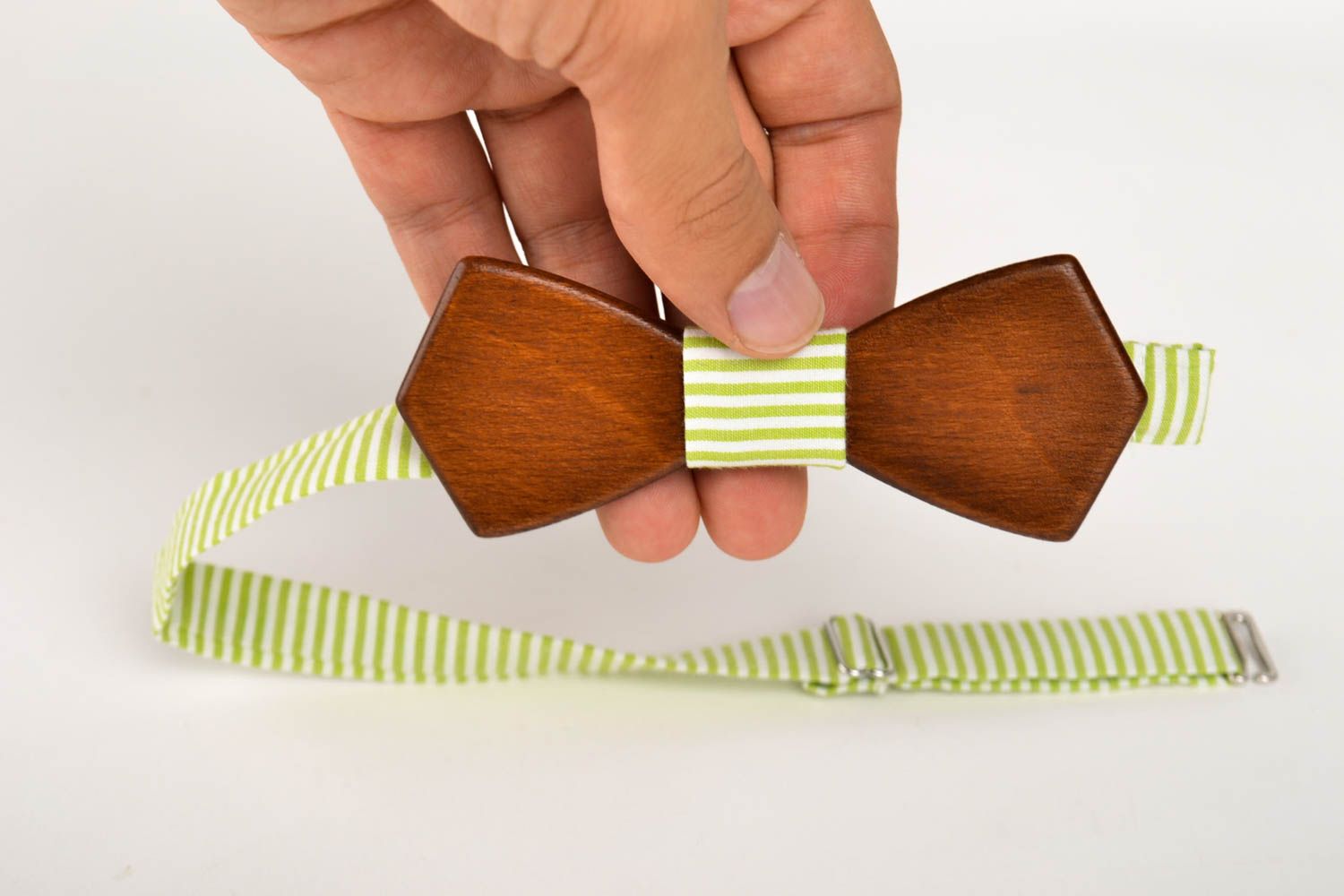 Corbata de lazo tallada de madera artesanal pajarita moderna accesorio unisex foto 5
