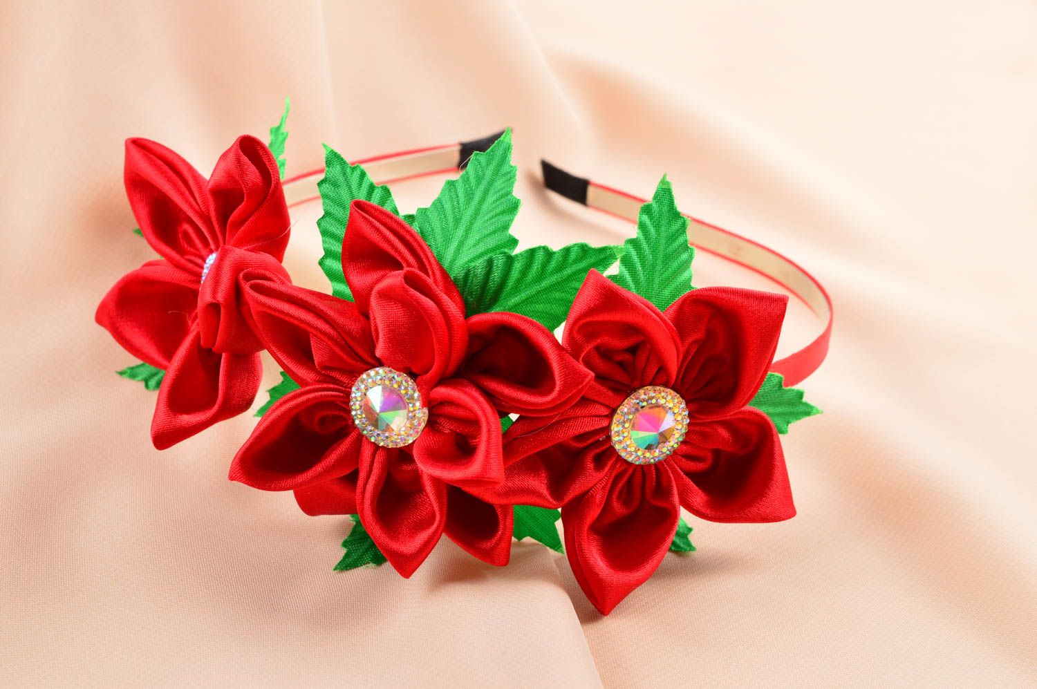 Haar Accessoire mit Blume handmade Haar Schmuck originelles Geschenk für Mädchen foto 5