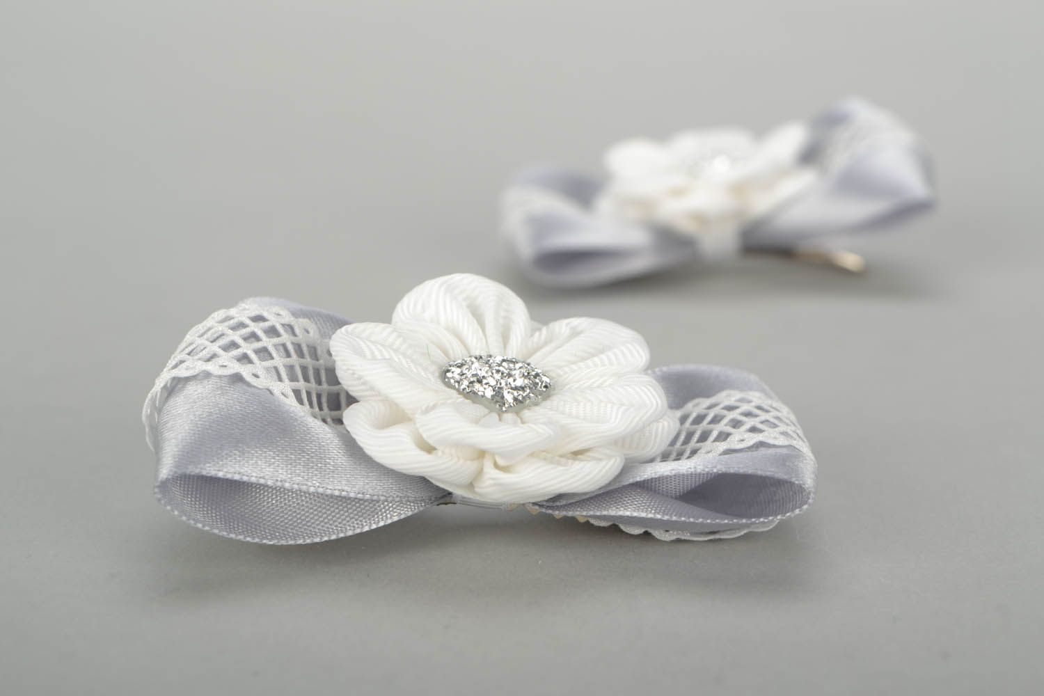 Grey hair clips with bows photo 5