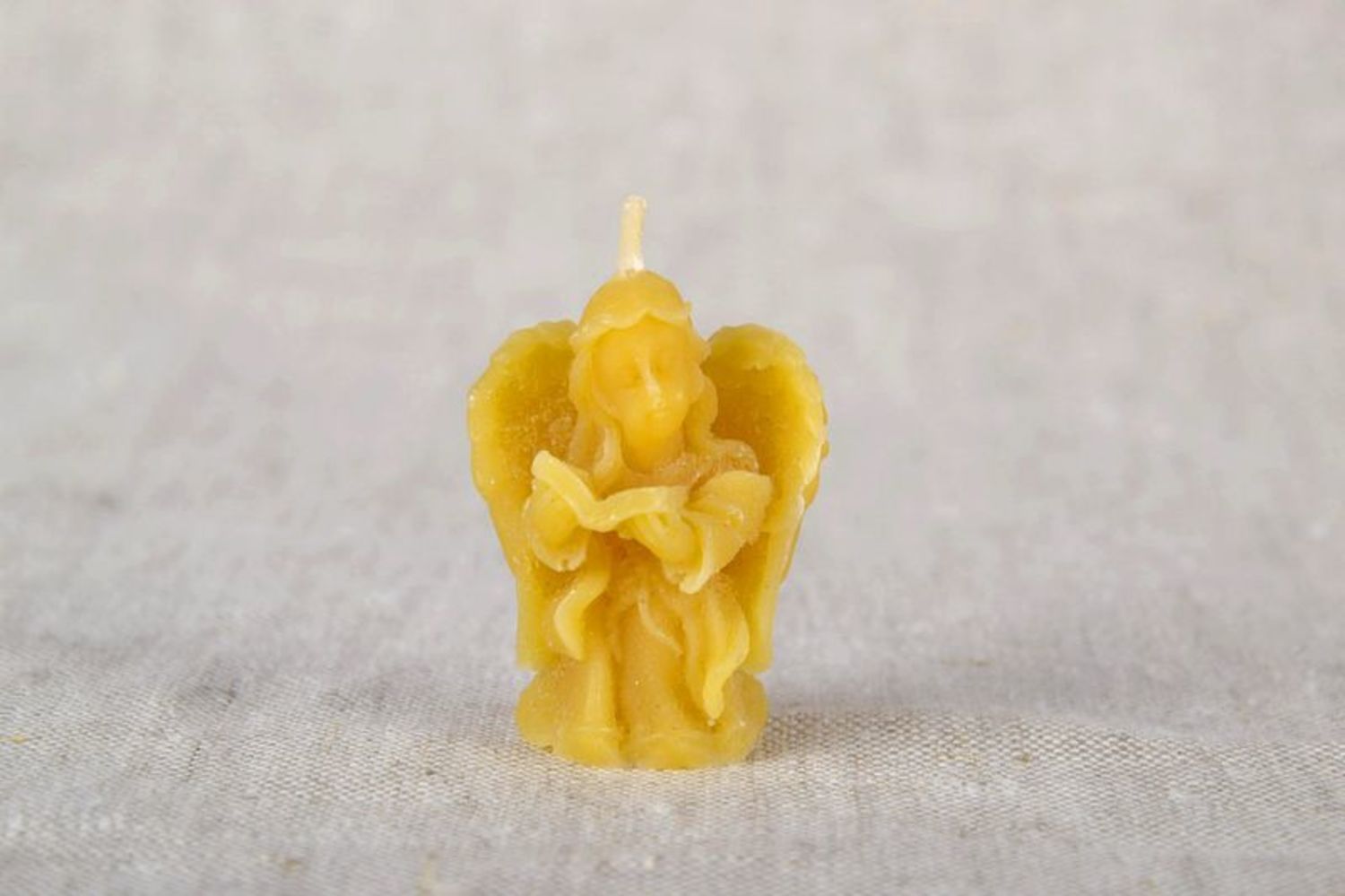 Candle made of natural wax Angel photo 4