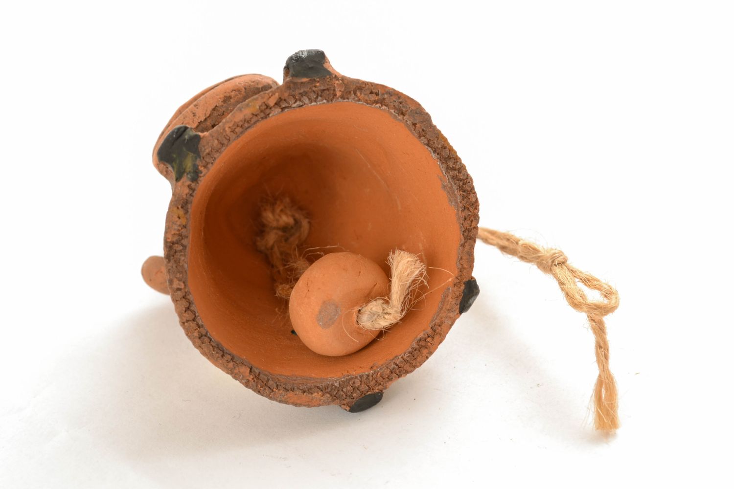 Campana de cerámica con forma de toro foto 4