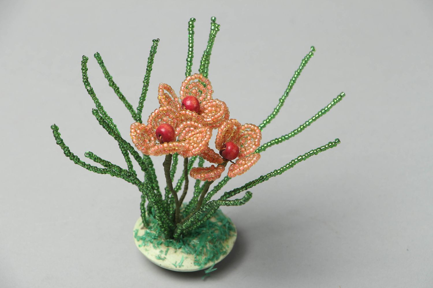 Handgemachter Blumenstrauß aus Glasperlen foto 2