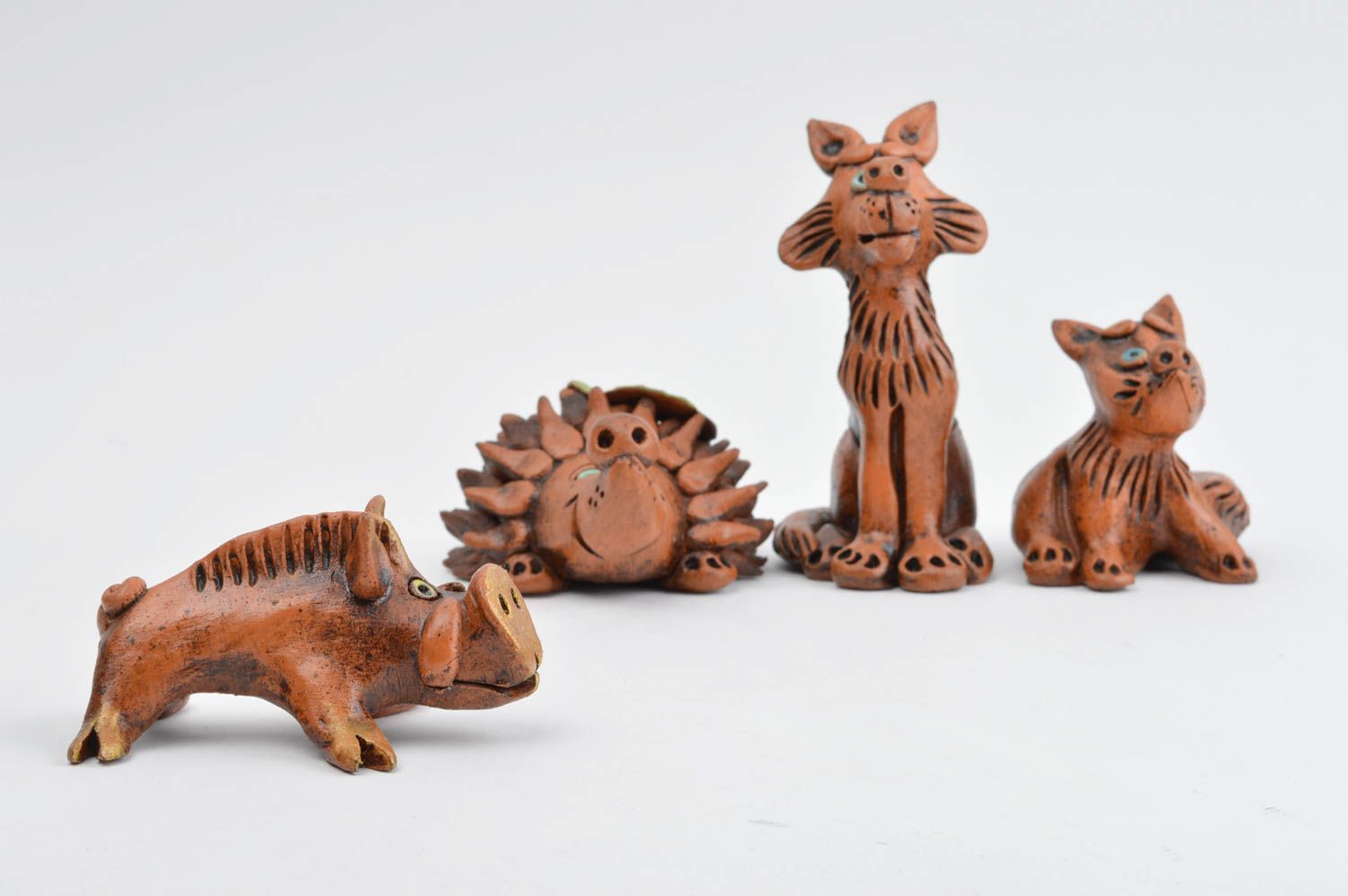 Статуэтки животных ручной работы статуэтки для декора фигурки из глины 4 штуки фото 4