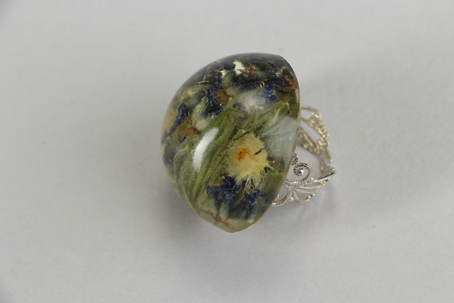Ring Lavender and dandelion photo 1