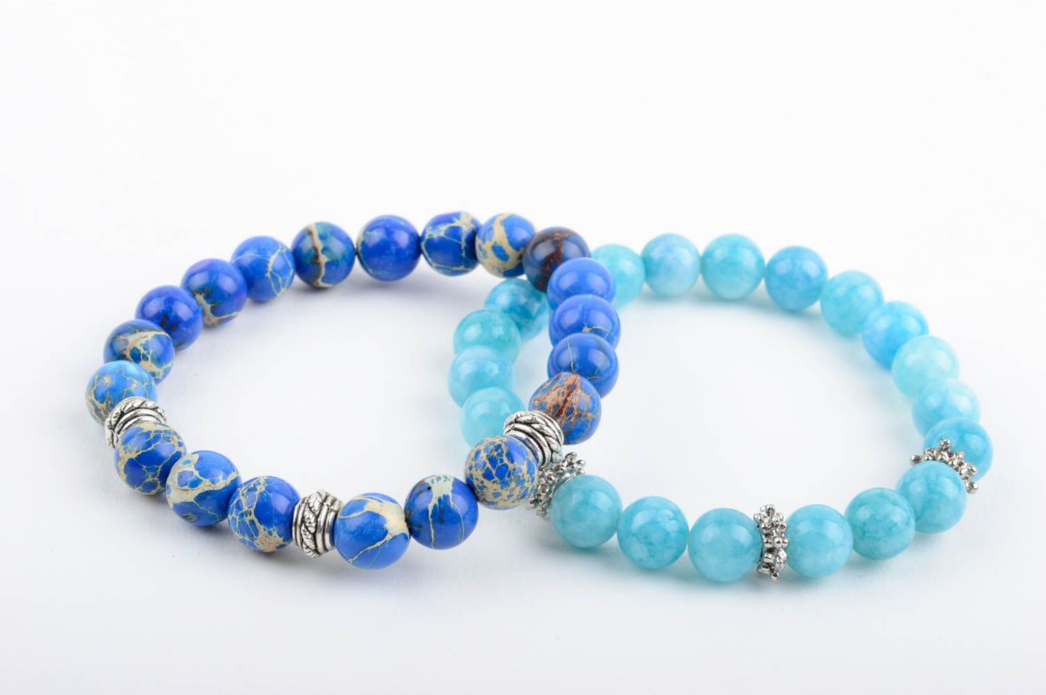 Набор браслетов из натуральных камней ручной работы женские синий и голубой фото 3