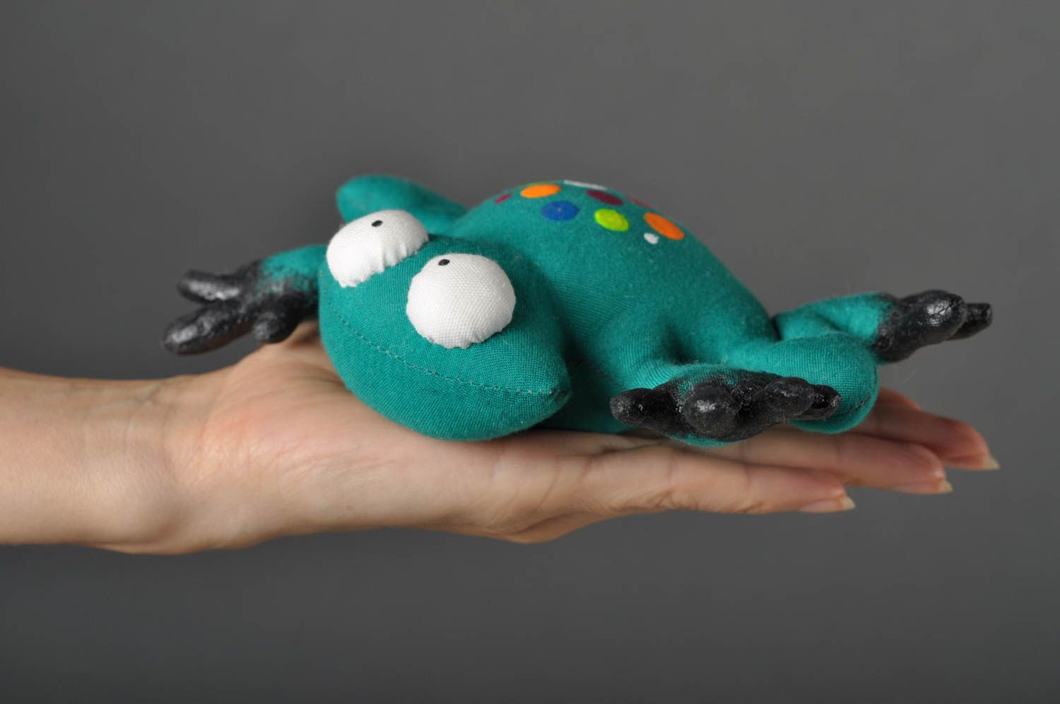 Handmade Kuscheltier Frosch grell Stoff Spielzeug Geschenk für Kinder  foto 4