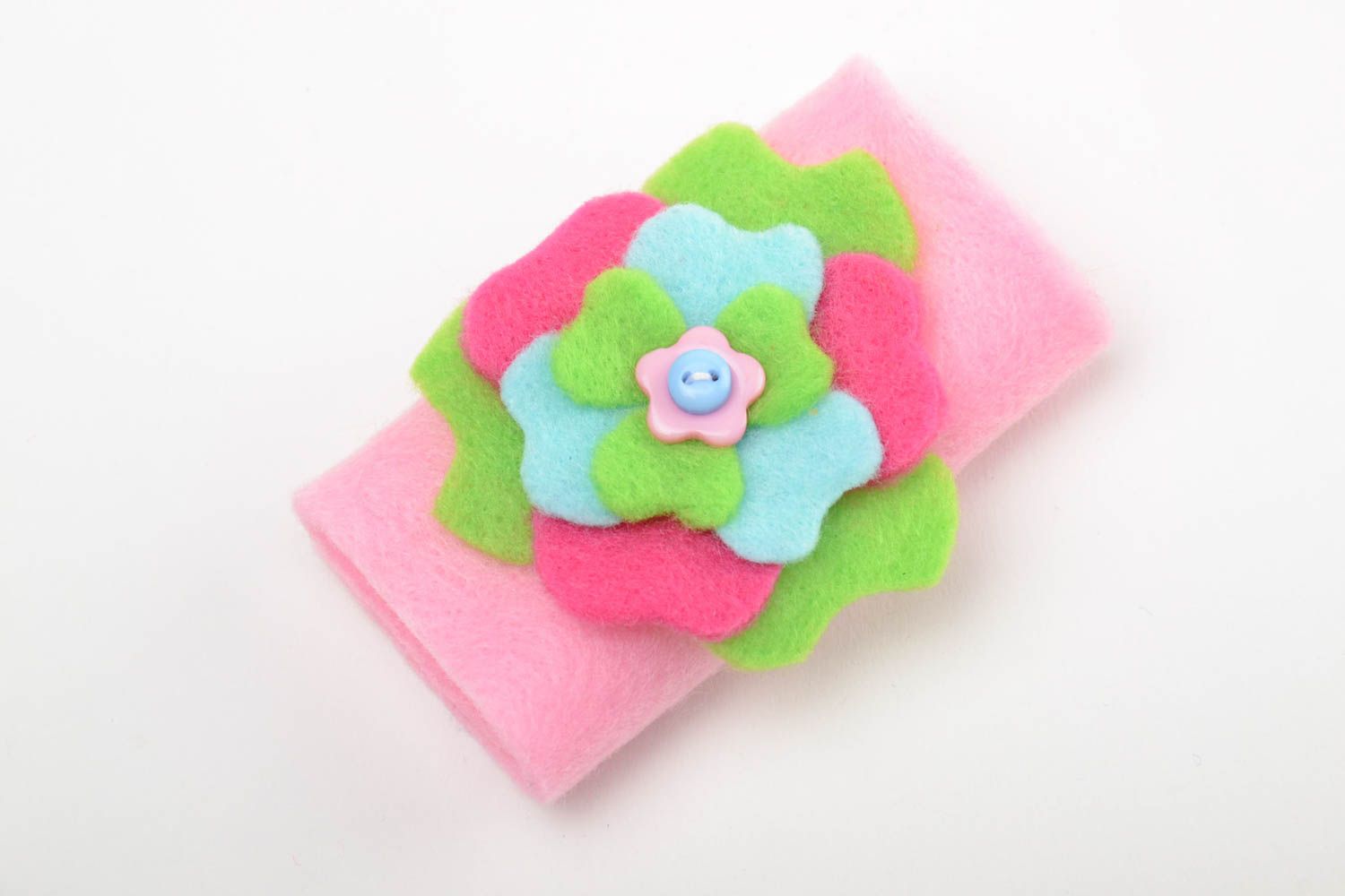 Handgemachte rosa Tasche für Essbesteck aus Filz mit Blumen für Servieren foto 2