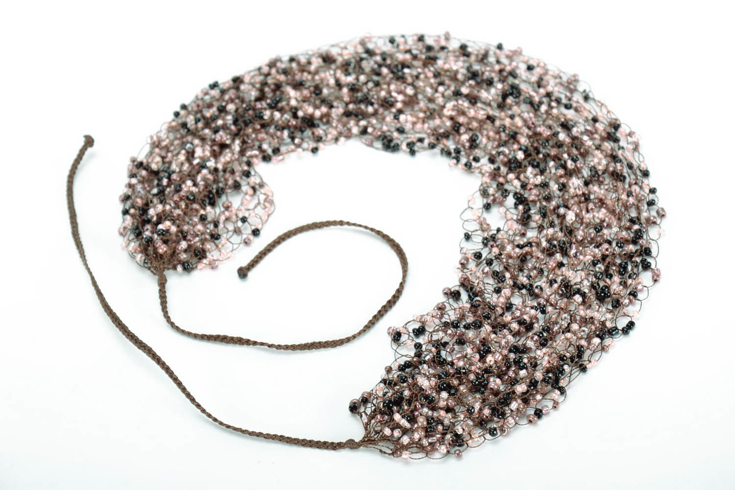 Necklace made of beads photo 4