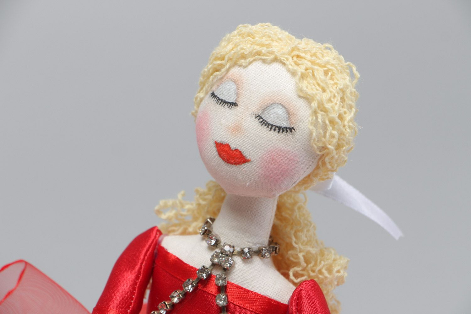 Exklusive künstlerische Puppe Ballerina handmade aus Baumwolle und Leinen für kleine Prinzessinnen foto 3