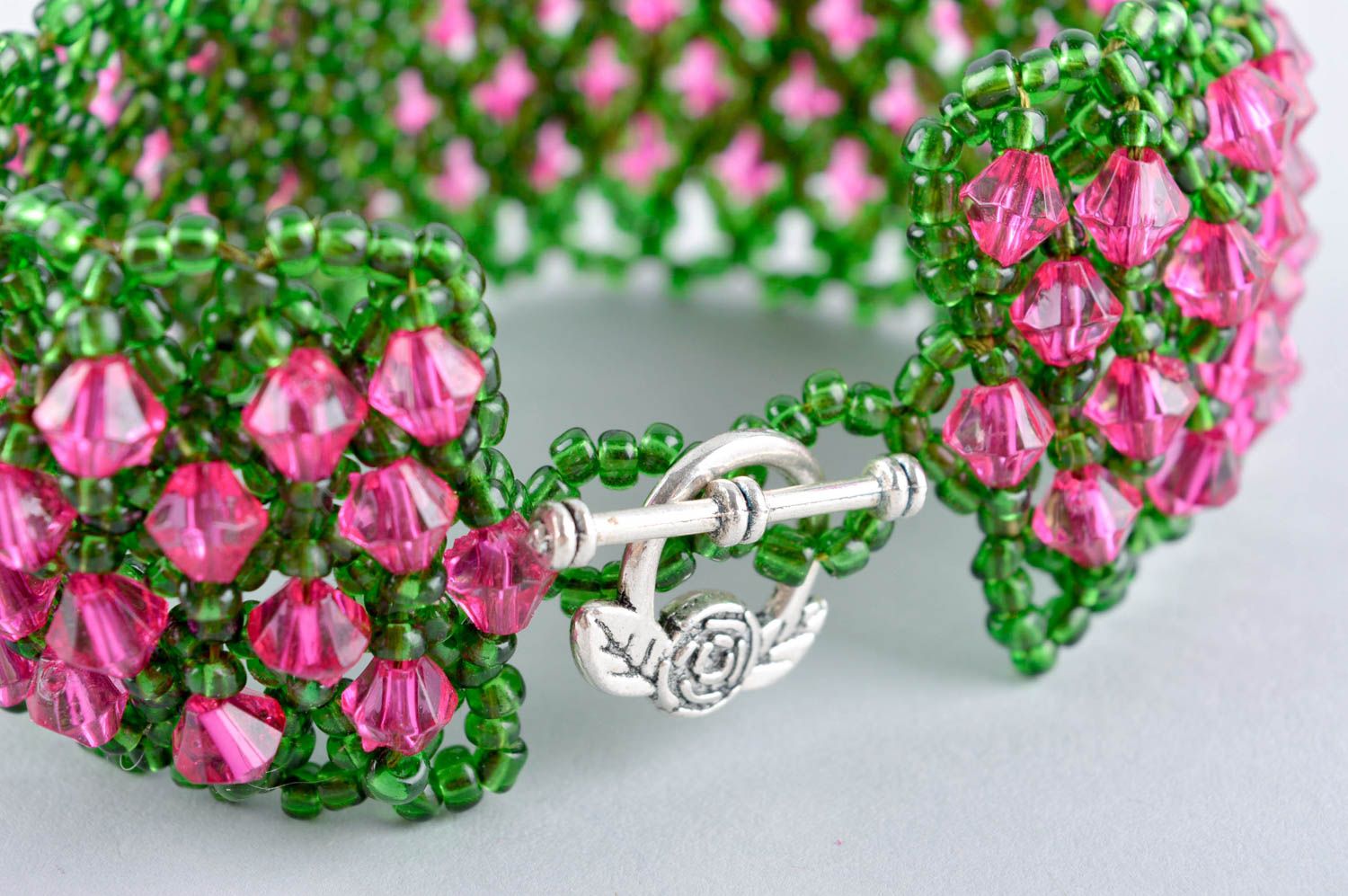 Bracelet en perles de rocaille Bijou fait main cristaux plastiques Cadeau femme photo 4