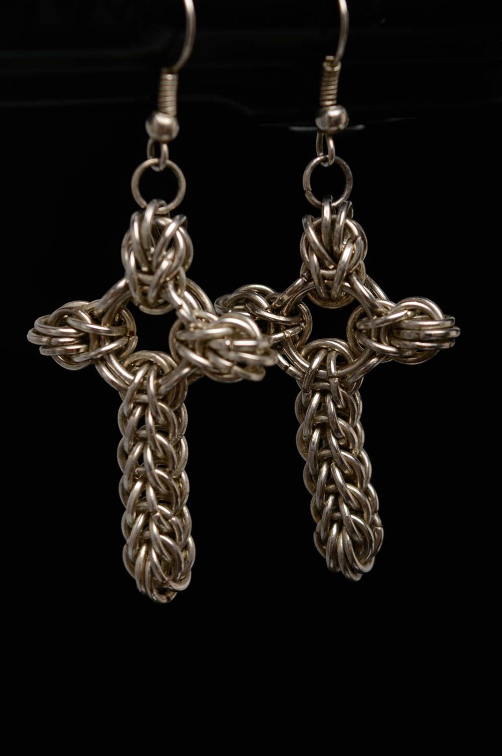 Handmade chainmail cross shaped earrings photo 2