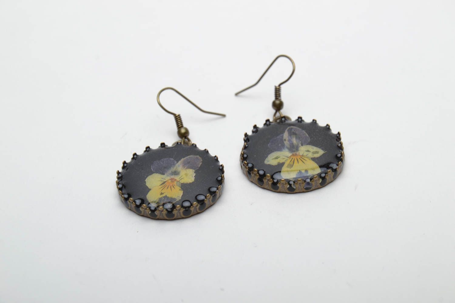 Unusual earrings with natural flowers in epoxy resin Wild Pansy photo 3
