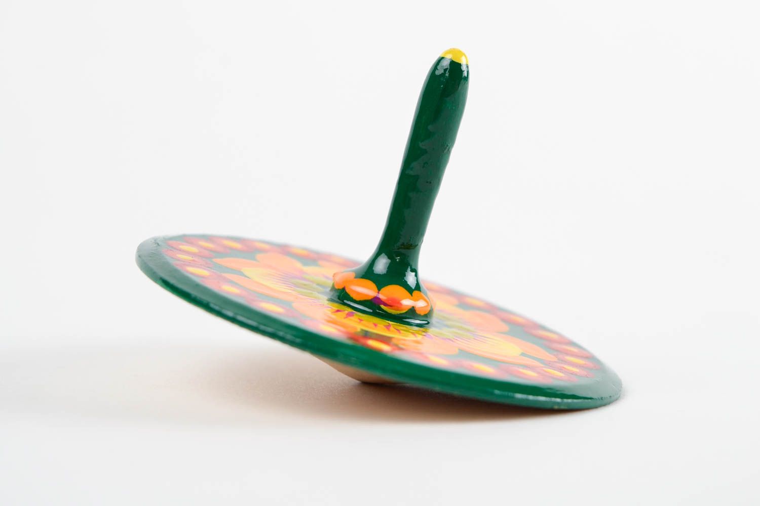 Jouet Toupie en bois peint fait main vert à motifs petit Cadeau pour enfant photo 4