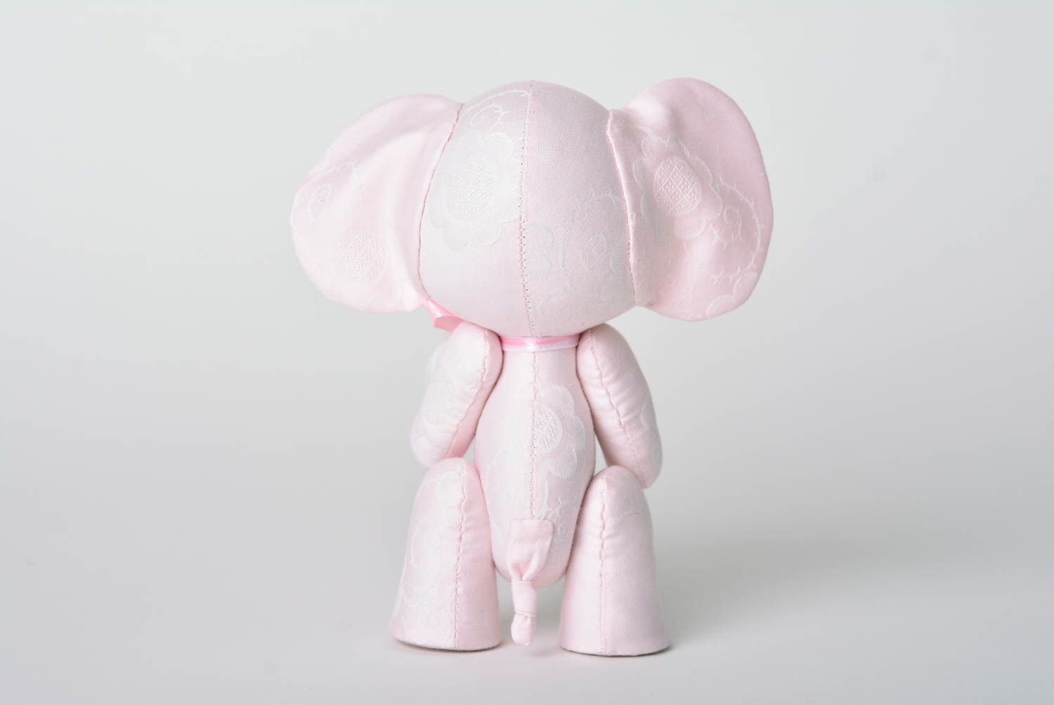 Peluche éléphant rose Jouet fait main en tissu original Cadeau pour enfant photo 4