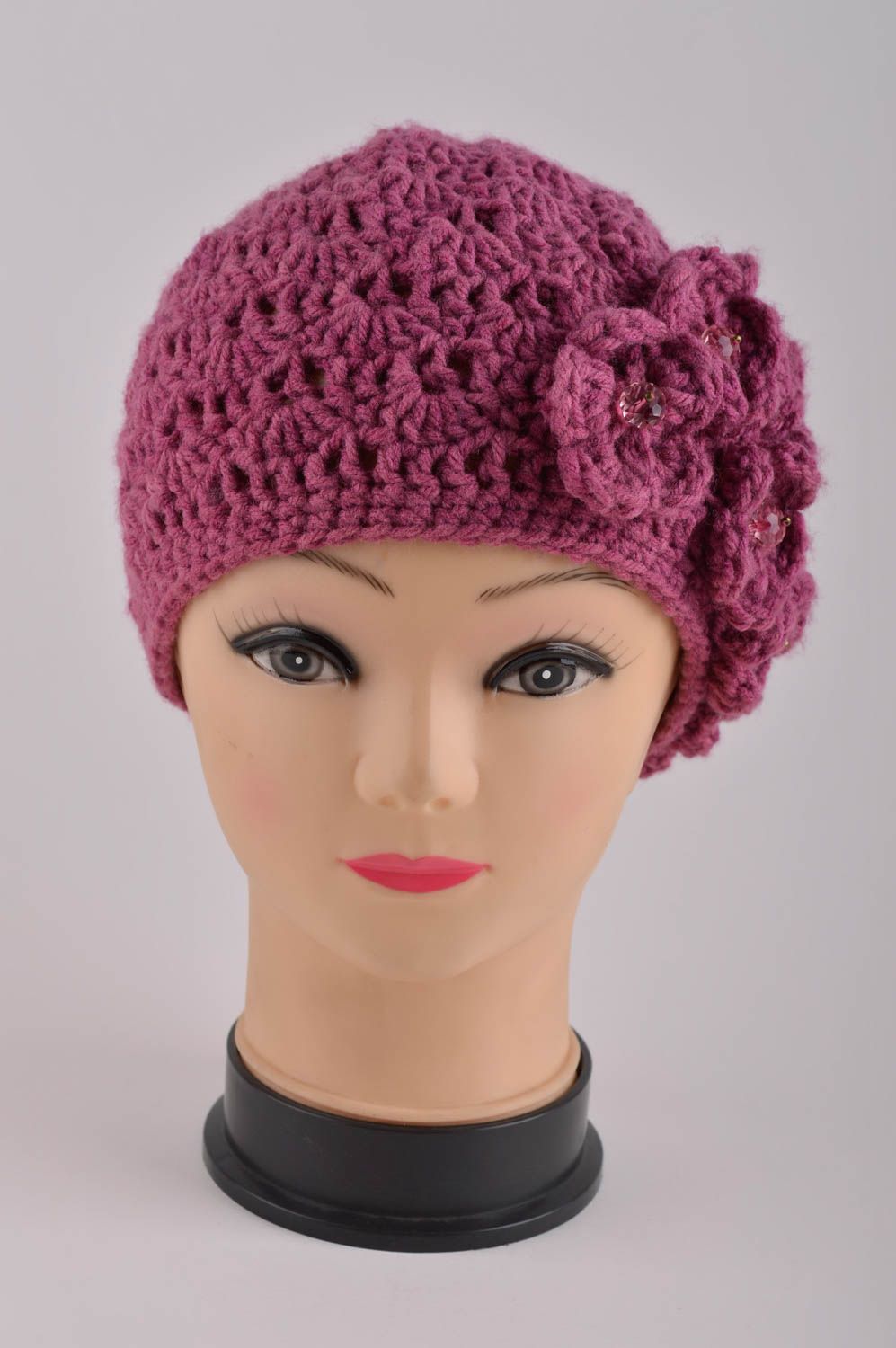 Bonnet tricoté fait main Chapeau hiver en laine Vêtement pour femme original photo 3