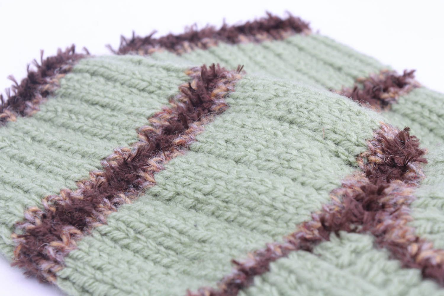 Chaussettes tricotées en mi-laine vert et marron  photo 2