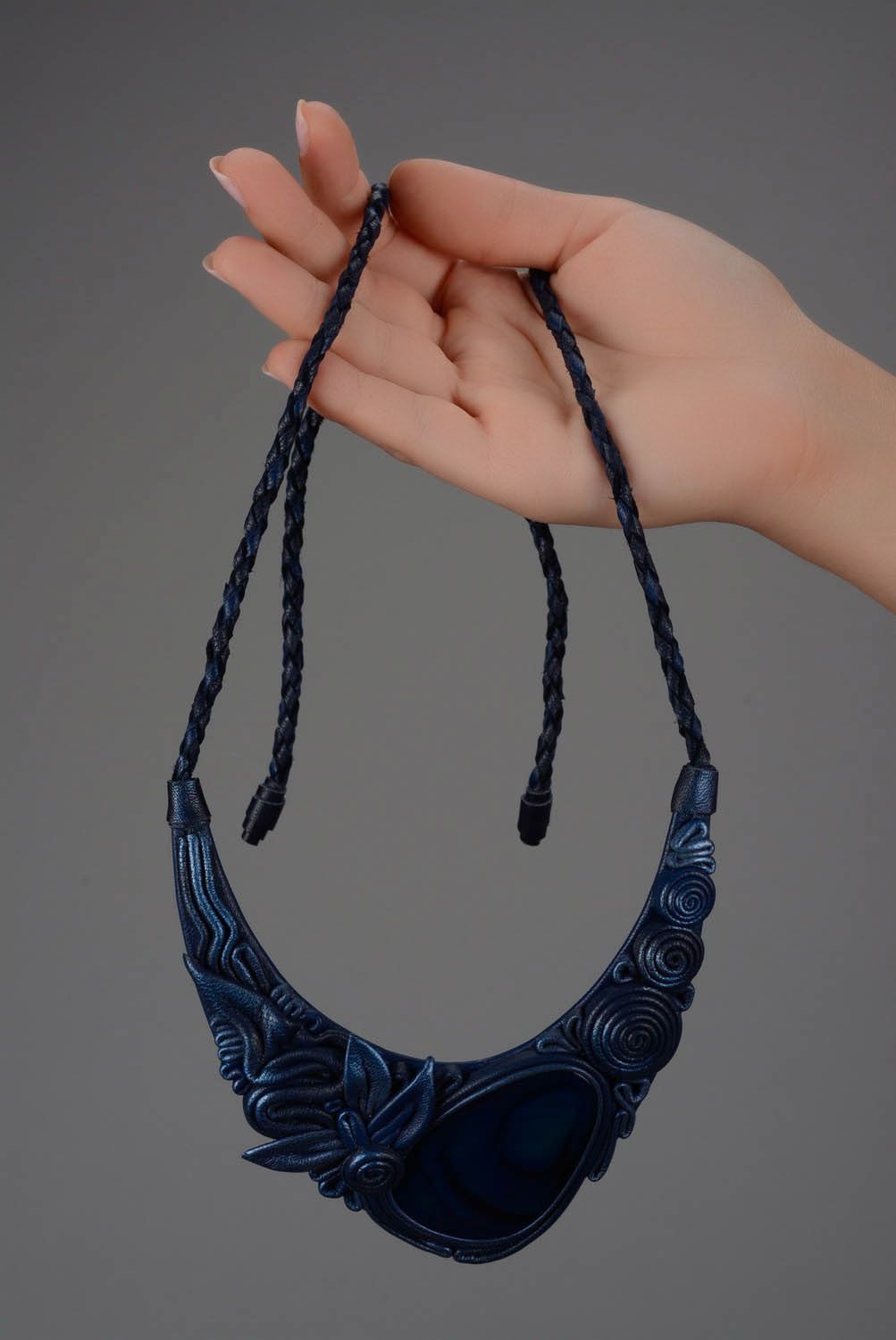 Leather necklace with horn photo 5