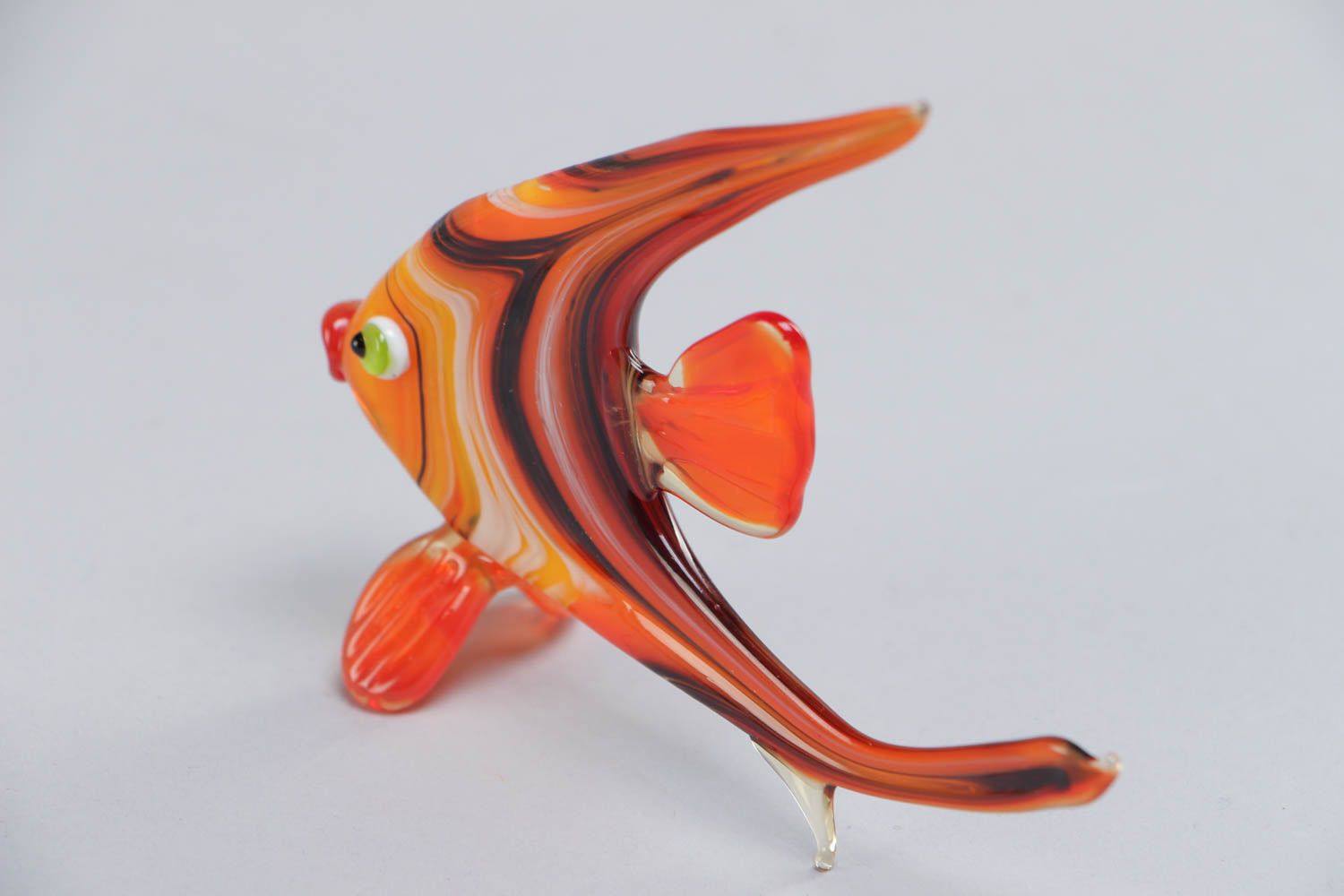 Фигурка из стекла оранжевая рыбка в технике лэмпворк ручной работы красивая фото 4