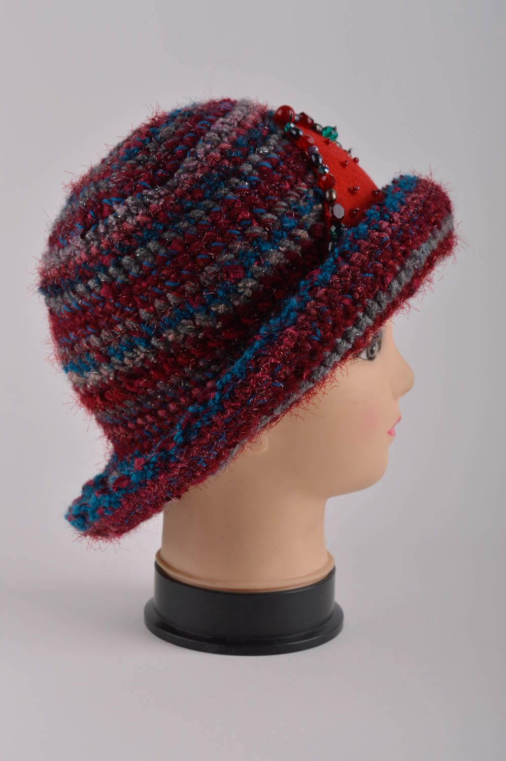 Женская шляпа ручной работы головной убор вязаная шляпа оригинальная красивая фото 4