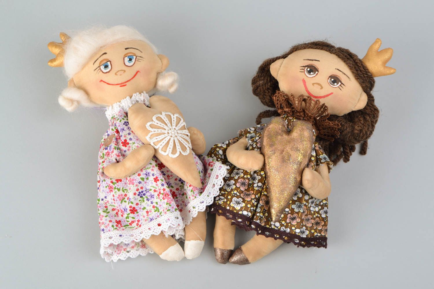 Poupées en tissu de coton faites main Princesses décoration chambre d'enfant photo 1