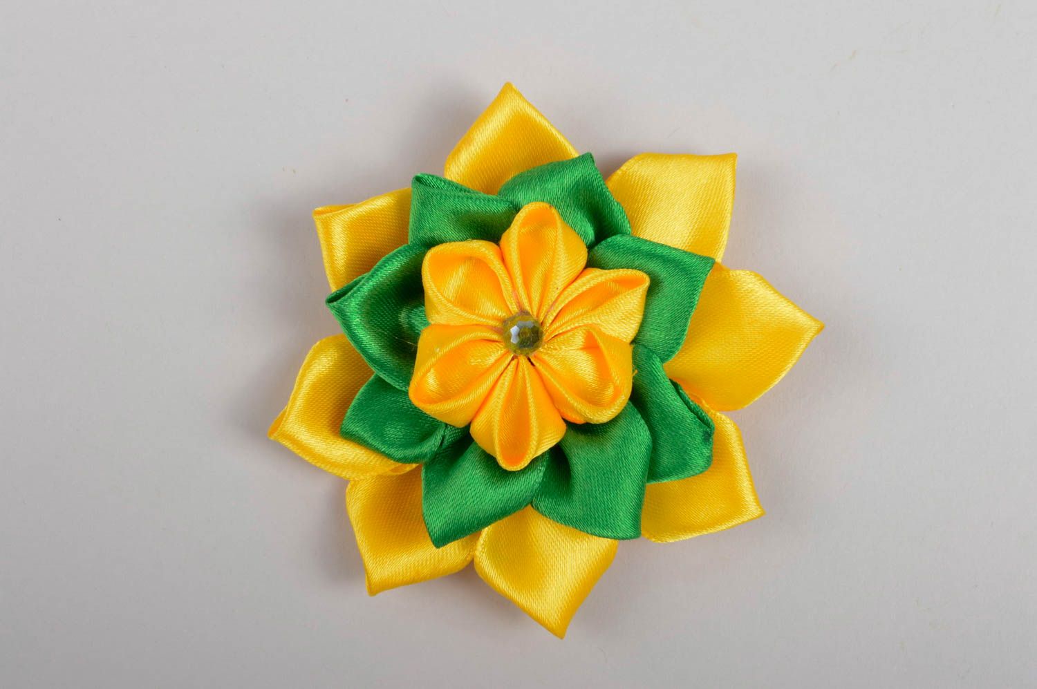Gelbe Blume Haarspange handgemachter Schmuck Accessoire für Mädchen grell  foto 5