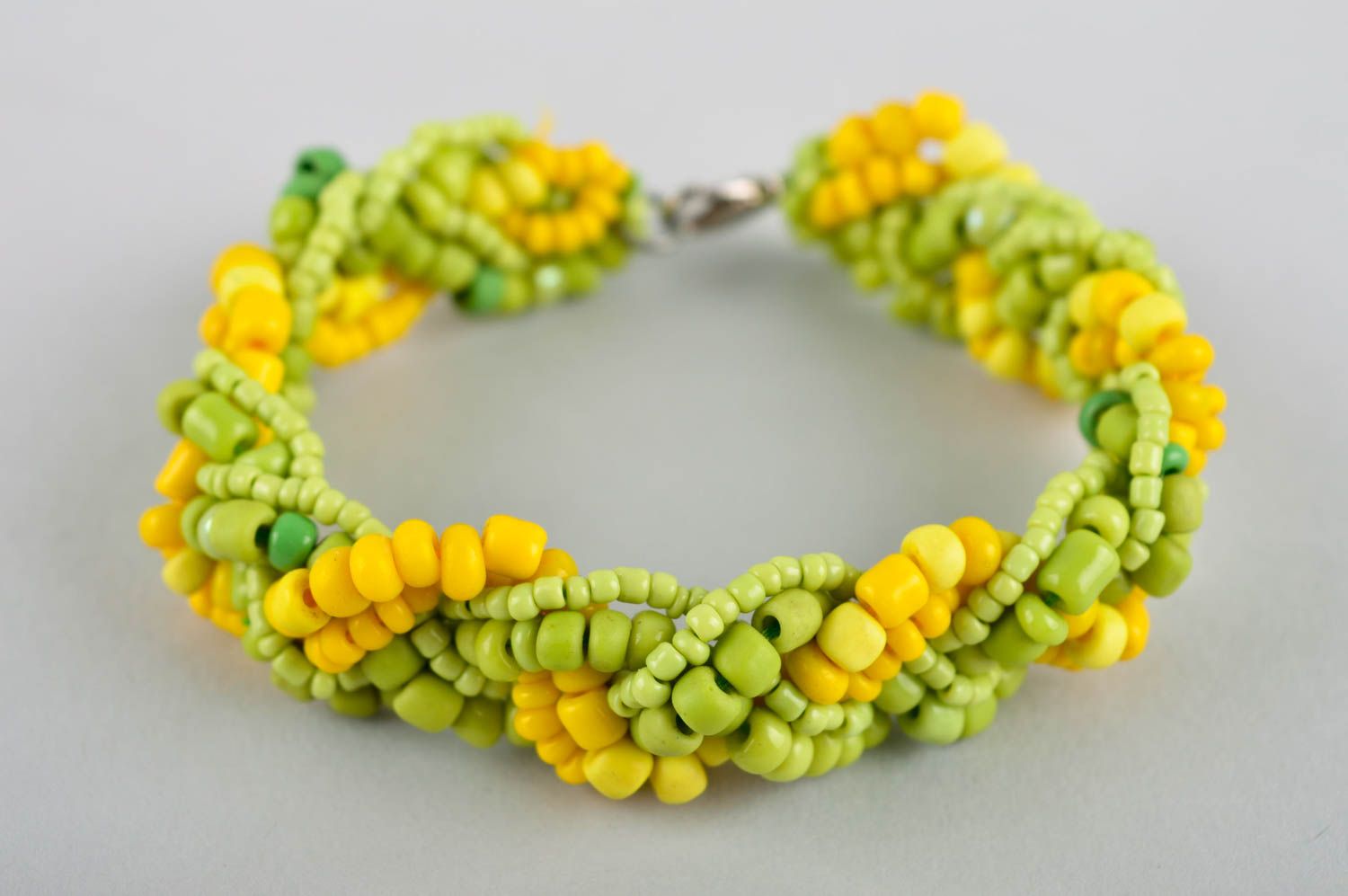 Yellow and light green beads pigtail shape bracelet for women photo 2