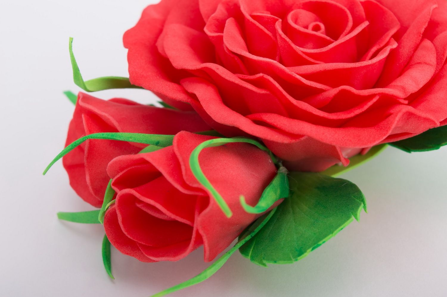 Blume Haarspange handgemachter Schmuck modisches Accessoire für Haare rote Rose  foto 4