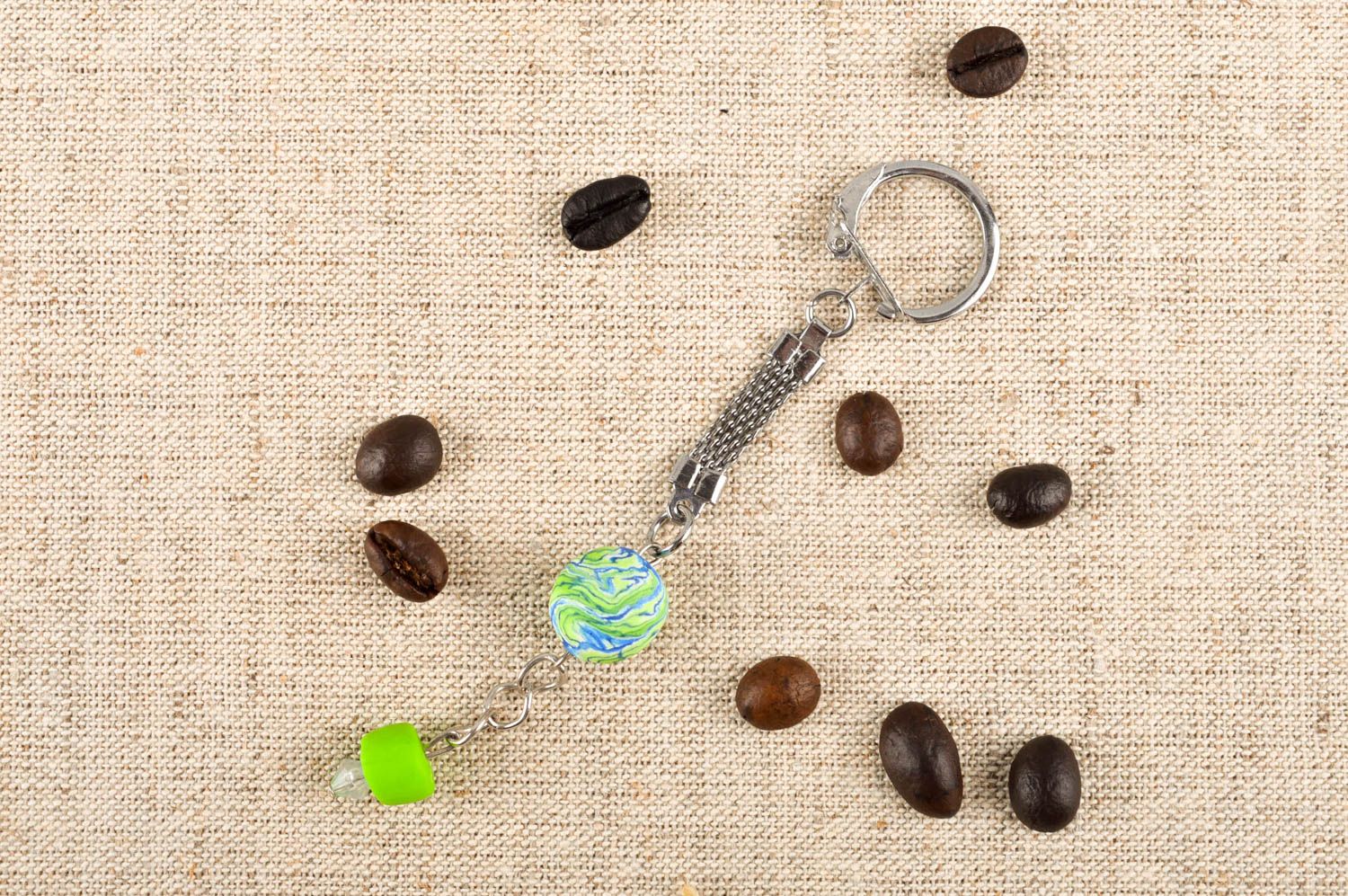 Kleiner Schlüsselanhänger Schlüssel Schmuck Geschenk handmade stilvoll  foto 1