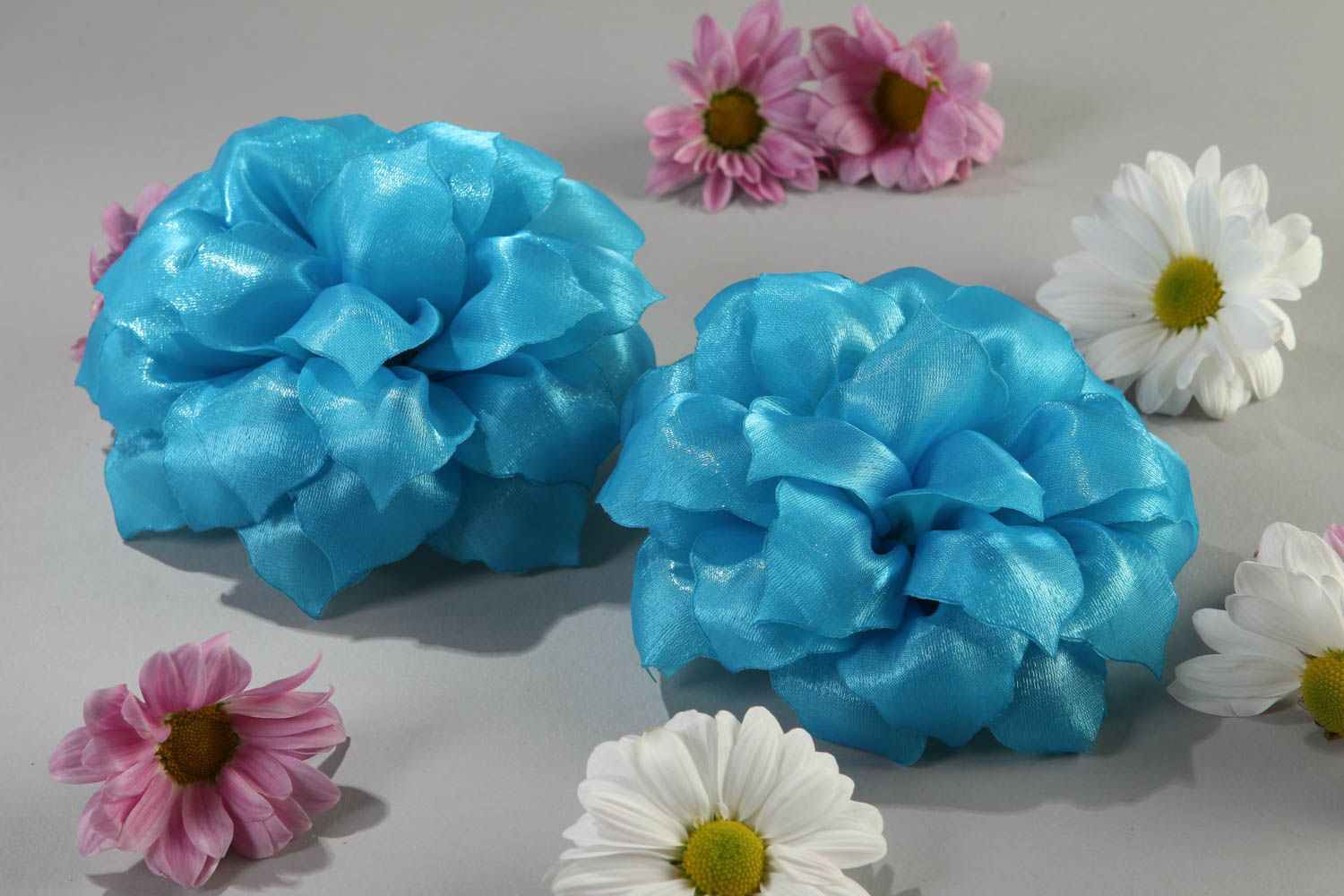 Blumen Haargummi in Blau handmade Schmuck 2 Stück Mädchen Haarschmuck originell foto 1