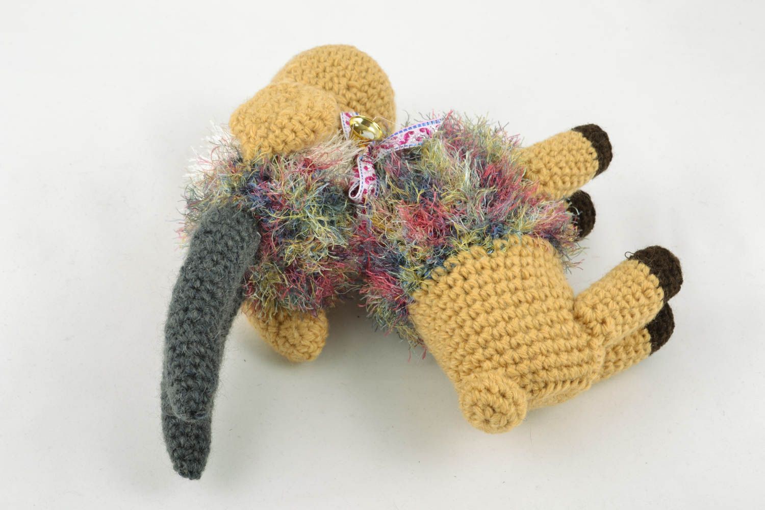 Doudou tricoté au crochet original beige fait main joli Bouc en gilet  photo 2