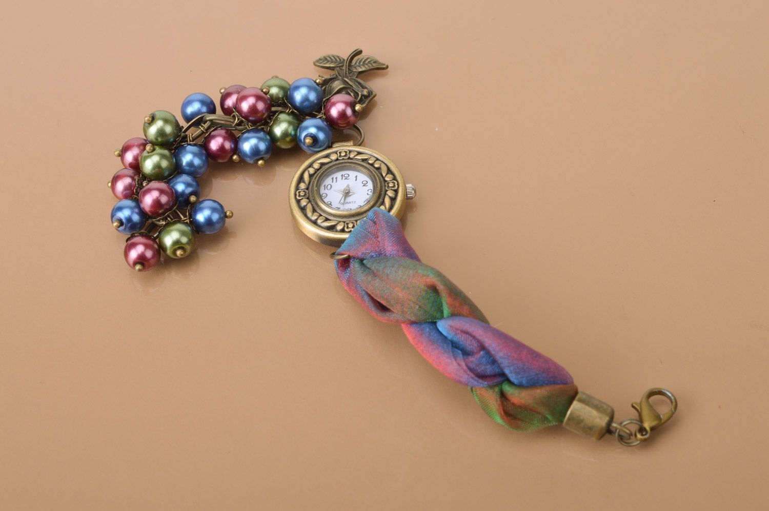 Montre fantaisie pour femme avec perles multicolores originale ronde faite main photo 5