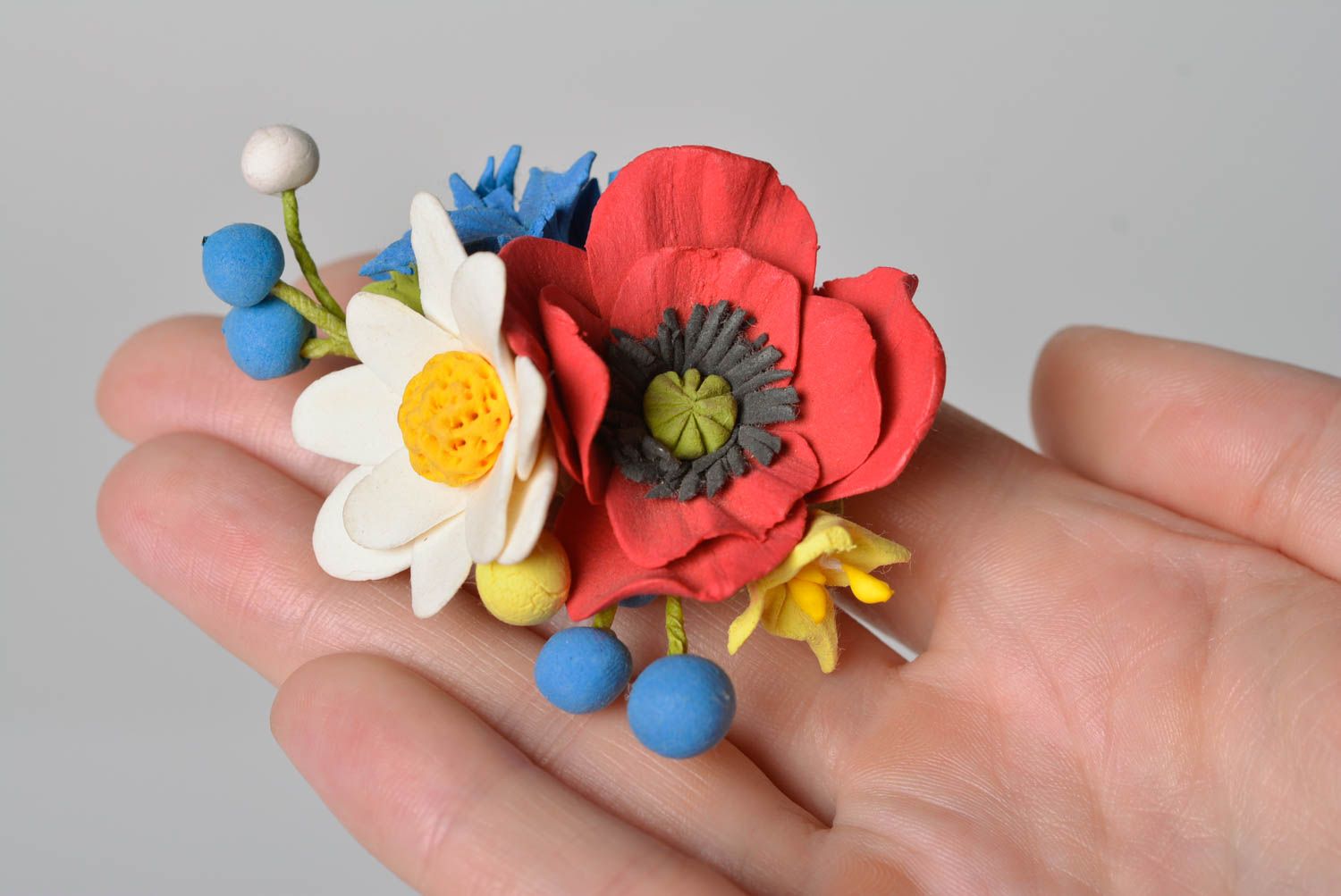 Брошь из полимерной глины ручной работы с цветами красивая женская авторская фото 4